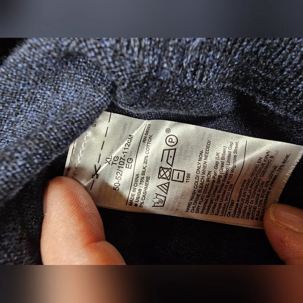 Banana Republic Sweater Mens XL Blue V Neck Cashmere Silk Luxury Blend - Picture 4 of 6